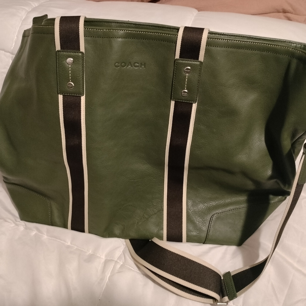 Coach mens messenger/weekend tote